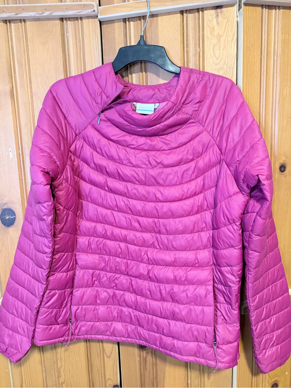 Columbia Women's Magenta Quilted Ski Jacket